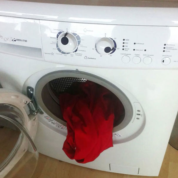funny optical illusion image washing machine